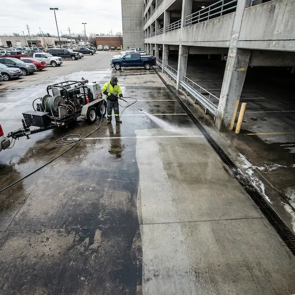 Estacionamiento y Garaje